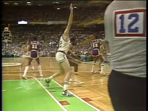 Stanley Hudson 1984 NBA FINALS GAME 7 LAL @ BOS [kMNCAimgEsI 640x480 31m24s].png