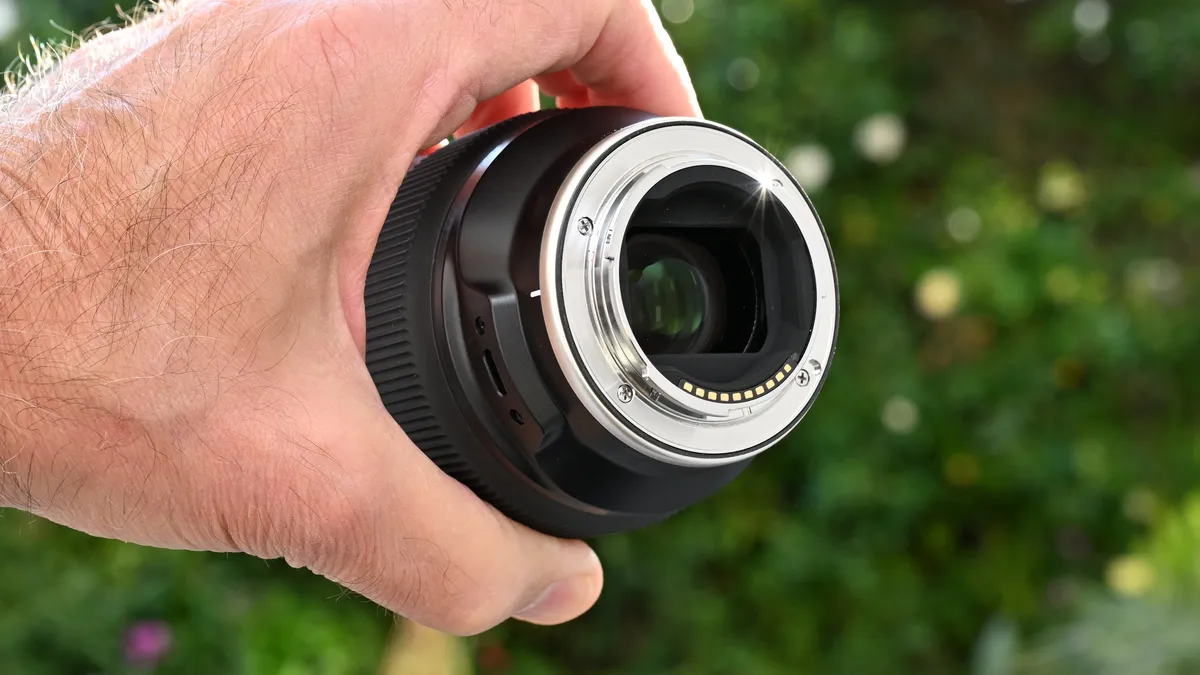 Tamron 35-100mm f/2.8 Di III VXD product image