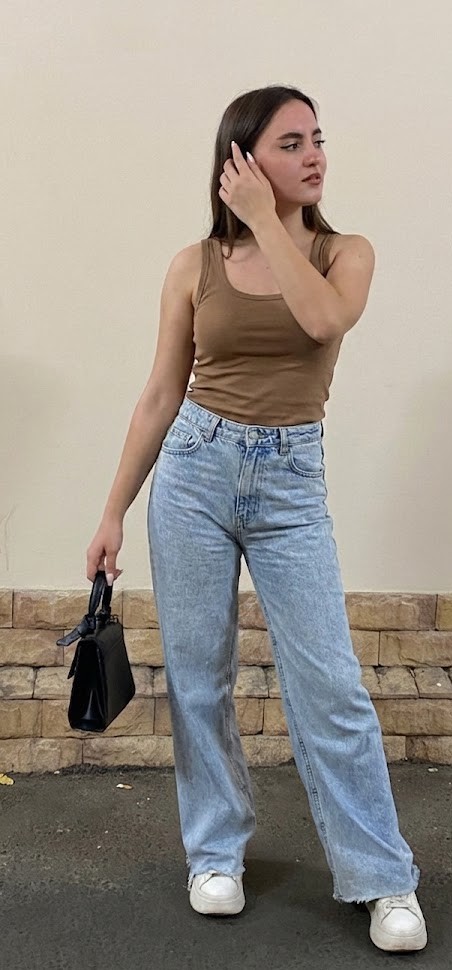 82f2d5e9 e30b 46f1 9f48 49db6d530be9.jpg