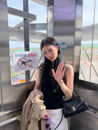 ab3156c367c340df96a20ced190a9c45.jpg