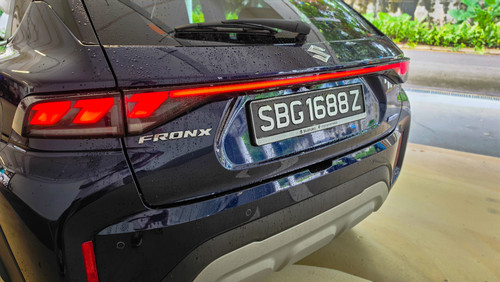 Suzuki Fronx_Rear View LED Tailight Close Up.jpg