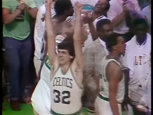 Stanley Hudson 1984 NBA FINALS GAME 7 LAL @ BOS [kMNCAimgEsI 640x480 1h56m45s].png