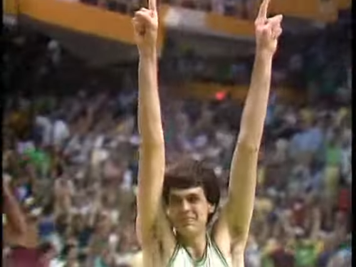 Stanley Hudson 1984 NBA FINALS GAME 7 LAL @ BOS [kMNCAimgEsI 640x480 1h56m50s].png