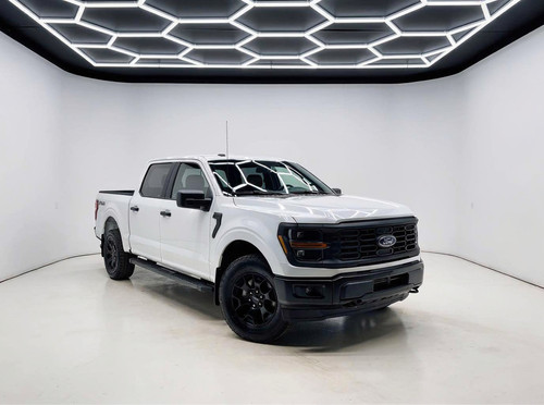 studio HUNTERFORD 001 1FTEW2LP4TKD57098.jpg