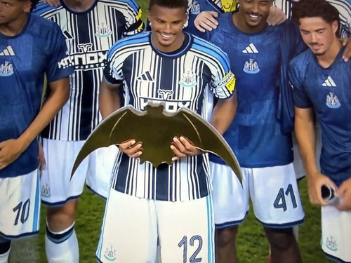 trophy.jpg