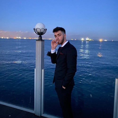Enes.jpg