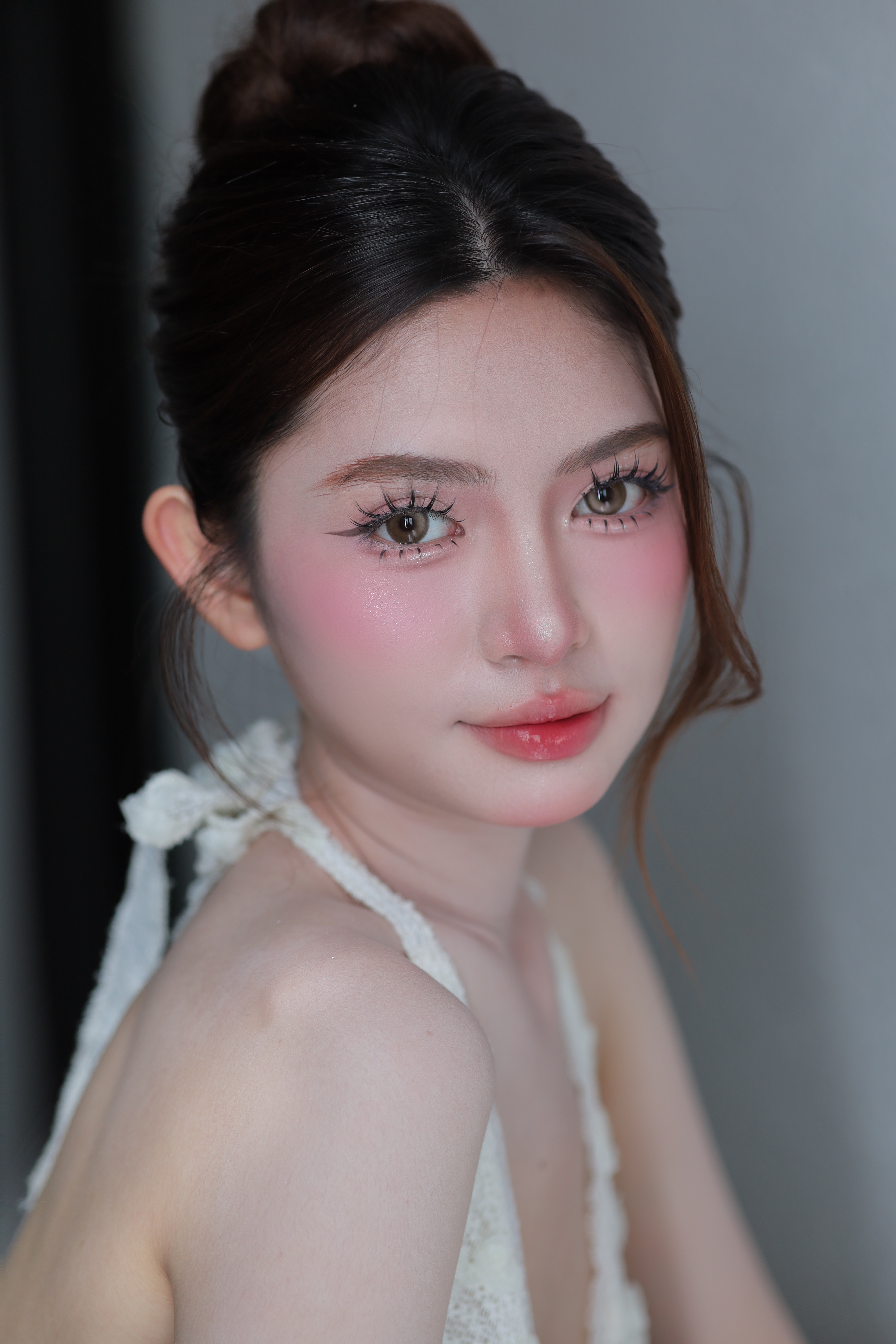 Nền Ngọc Trai AMI