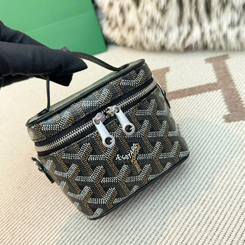 box bag 2.jpg