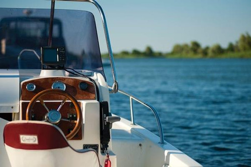 Renew Pleasure Craft License Fast for More Boating Fun.jpg