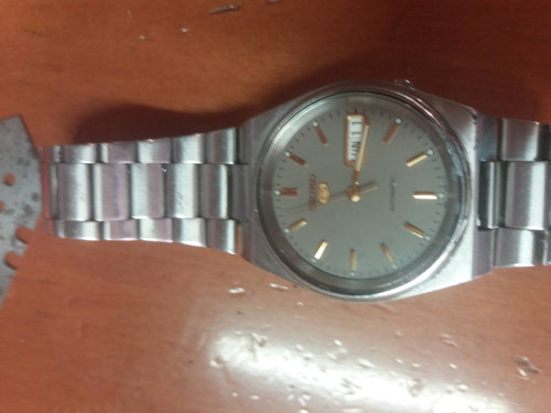 14571f2b6010.jpg