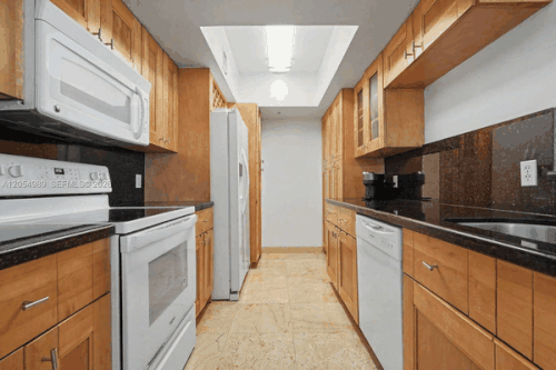 02 kitchen living.gif