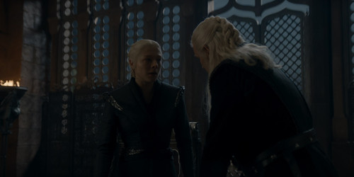 House.of.the.Dragon.S03E04.2160p.HDR.DV.WEBRip.DDP5.1.Atmos.HEVC.x265.mkv snapshot 00.50.24.563.jpg
