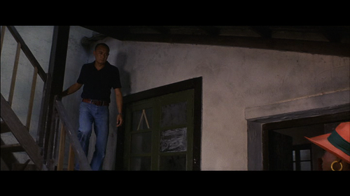 Cleopatra.Jones.and.the.Casino.of.Gold.1975.PAL.DVD5.DD.1.0.MPEG.2 MDMDDC.VTS 01 1.0:19:49.png