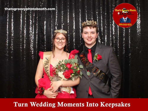 photo booth for wedding.jpg