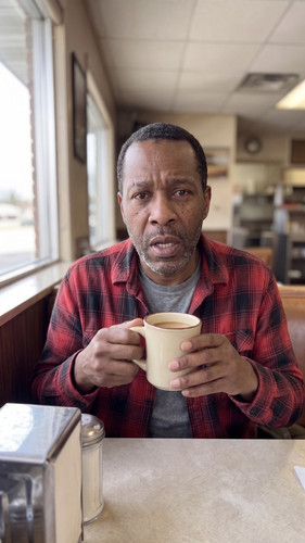 m08 14 jamal diner.jpg