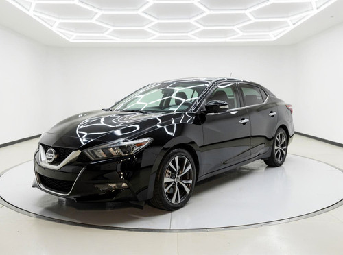 groesbeck maxima studio.jpg