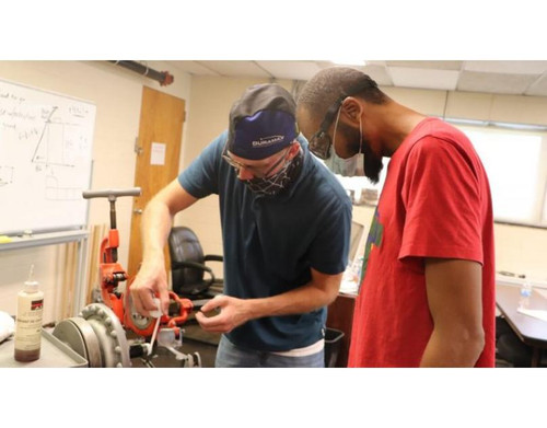 pipefitting classes 768x431.jpg