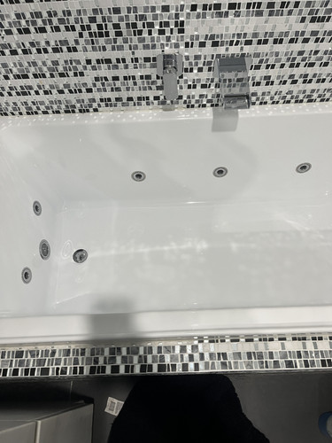 61121d1055b1.jpg