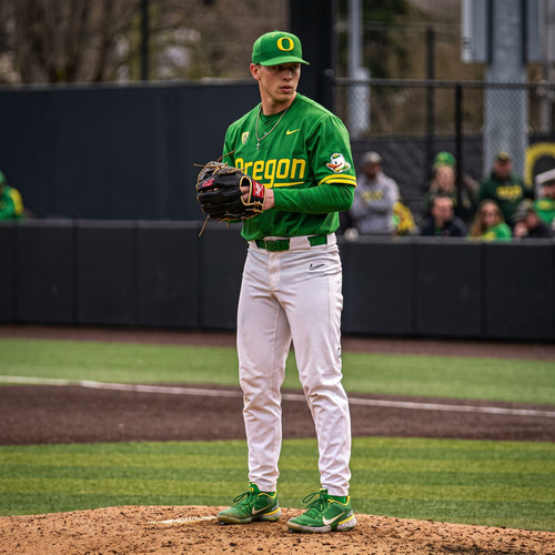 coach dylan oregon.jpg