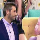 irenejunquerpiernazassaltanZAPgif.gif