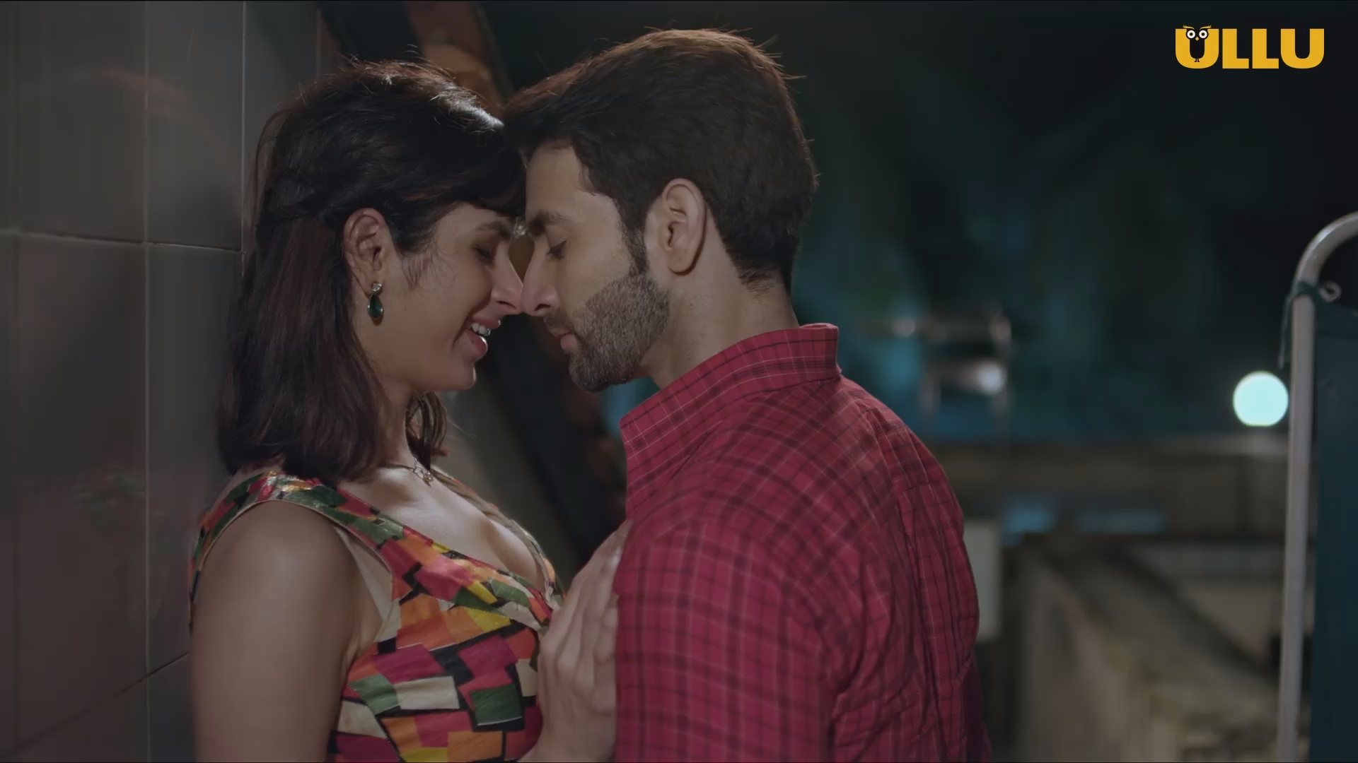 Kasak Part 1 (2020) S01E01T06 Ullu Originals Hindi Web Series 1080p WEB DL 1.5GB(1Filmy4Wap.Cloud).m