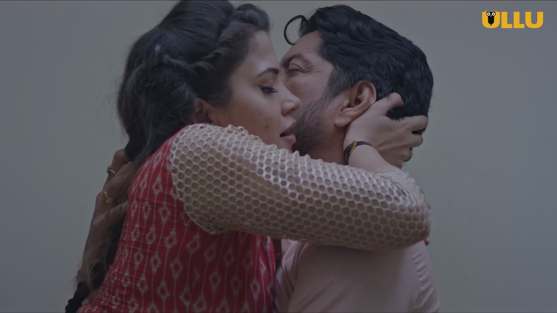 Kasak Part 1 (2020) S01E01T06 Ullu Originals Hindi Web Series 1080p WEB DL 1.5GB(1Filmy4Wap.Cloud).m