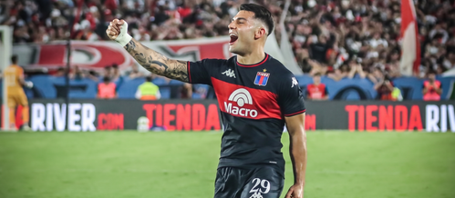 CA Tigres MC.png