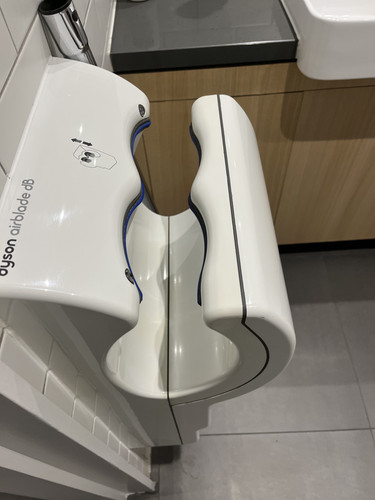 c6359c8b2bfd.jpg