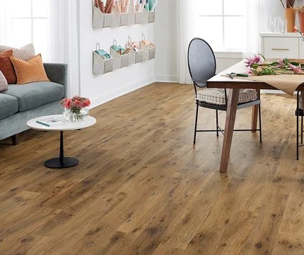 Laminate flooring.jpg