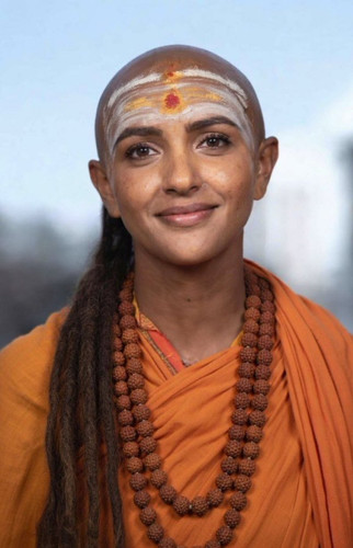 Guru Priya (lighter).jpg