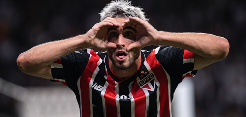 São Paulo MC Photoroom.png