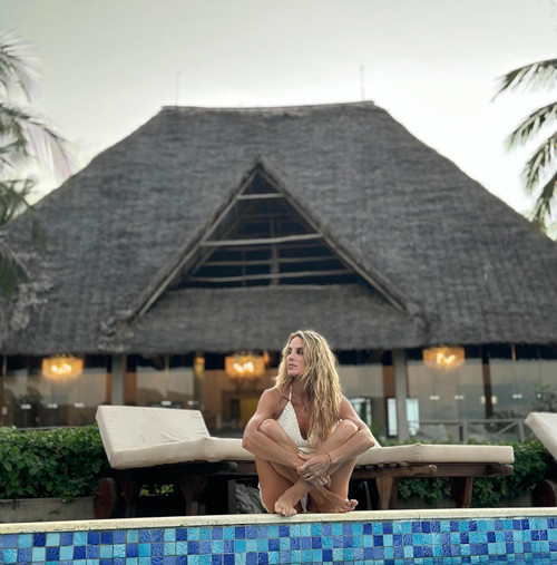 angieafrica55 (2).jpg