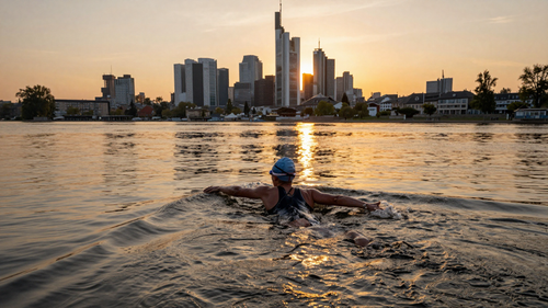 nathalie pohl schwimmt 200 kilometer frankfurt koeln august 2026.png