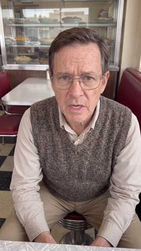 m05 07 pete diner.jpg