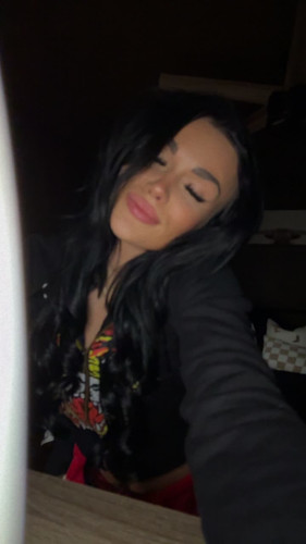 roxiebabyxox 2026 01 01T20 12 48.jpg
