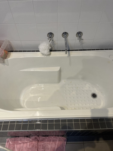 0133fa963ac5.jpg