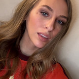 angelyoungsreal 2026 04 21T15 42 57(2)
