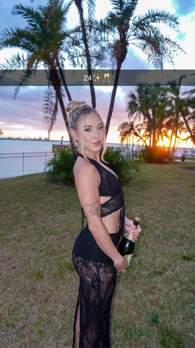 lexinicole x 2026 04 05T00 24 43.jpg