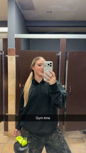 lexinicole x 2026 03 18T18 16 23.jpg
