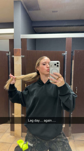 lexinicole x 2026 03 18T18 16 30.jpg