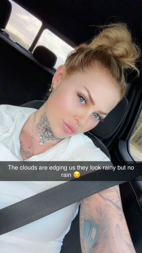 thefemalebossrl 2026 04 01T22 12 51.jpg