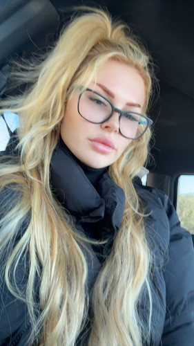 thefemalebossrl 2026 04 12T15 30 57.jpg