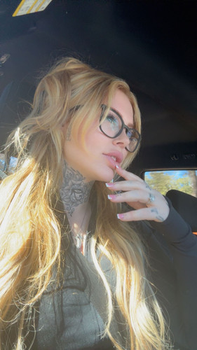 thefemalebossrl 2026 04 12T15 30 49.jpg