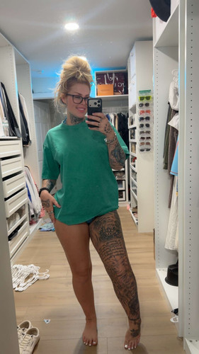 thefemalebossrl 2026 04 12T21 46 54.jpg