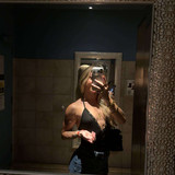 lexinicole x 2026 04 24T04 11 57