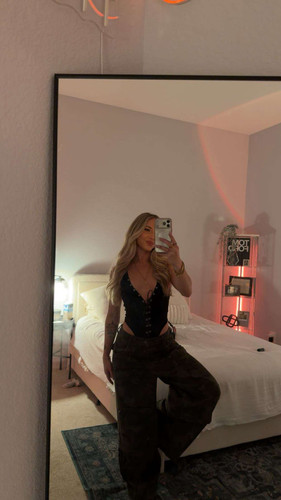lexinicole x 2026 04 24T03 11 59.jpg