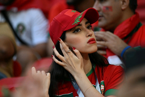 008s2FnTgy1h8kriu02unj30u00jzazg.jpg