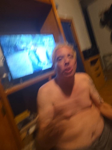 4dffe13c3286.jpg