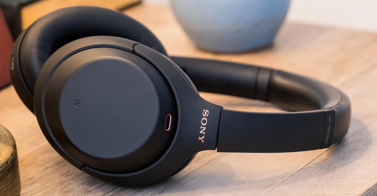 Sony WH-1000XM4C: Phiên bản giá rẻ ra mắt tháng 9 2026 - Hình 1