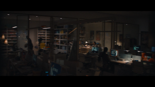 The.Devil.Wears.Prada.2.2026.1080p.MA.WEB DL.DDP5.1.Atmos.H.264 BYNDR.0:29:45.optimized=default.png